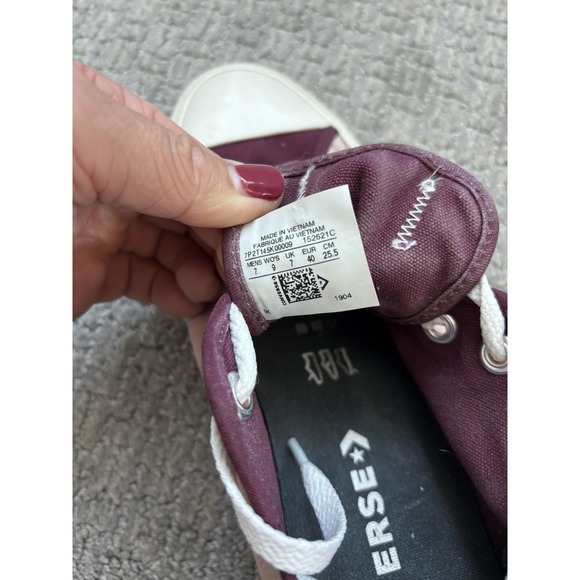 Converse Chuck Taylor All Star Sneakers Women Sz 9 Men Sz 7‎ Pink Purple Low Top - Picture 6 of 7
